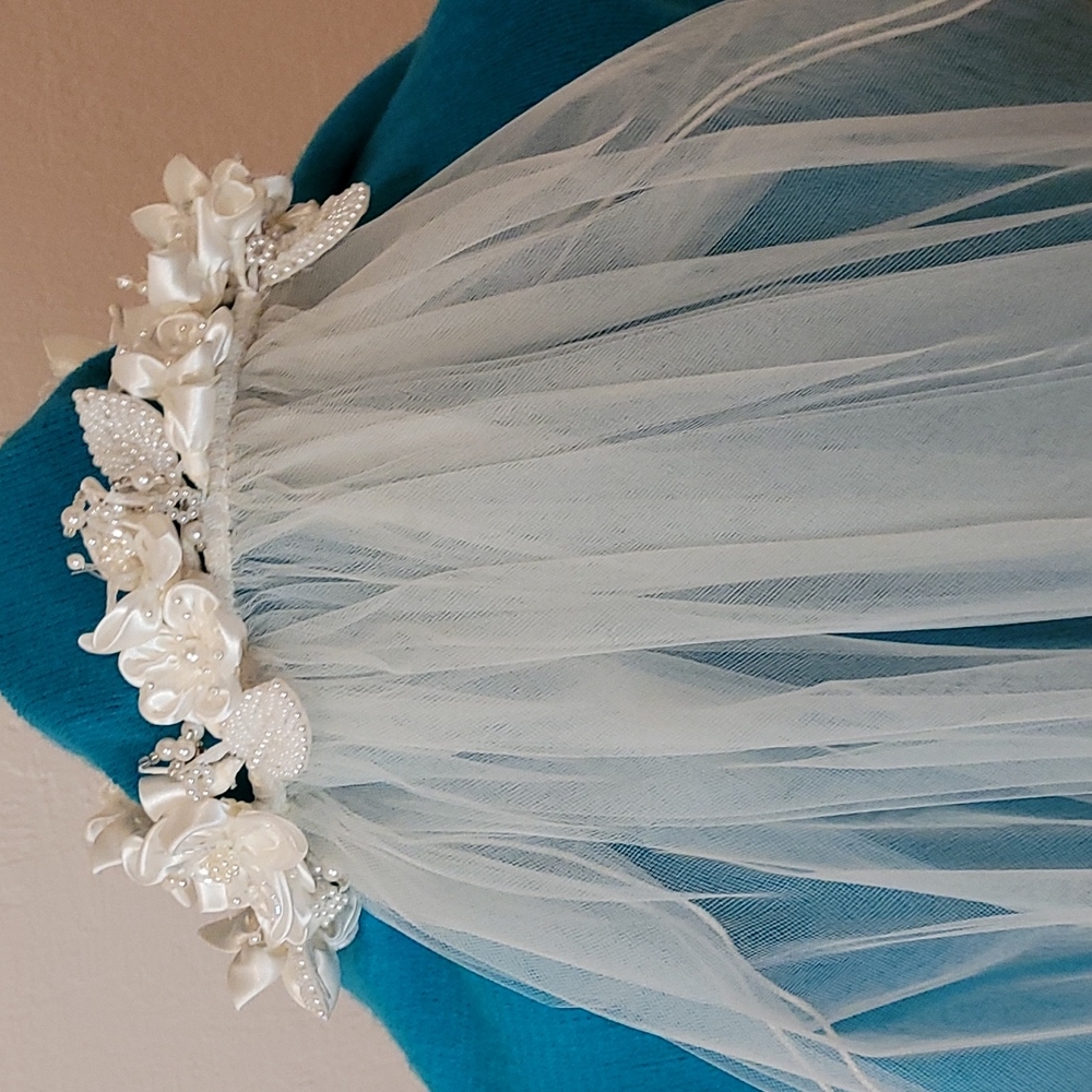 Wedding veil - Picture 9 of 10